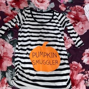 Maternity pumpkin top